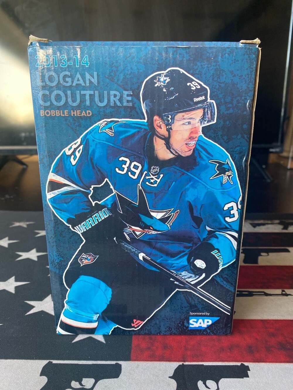 logan couture 2013-14 san jose sharks bobblehead. never displayed!